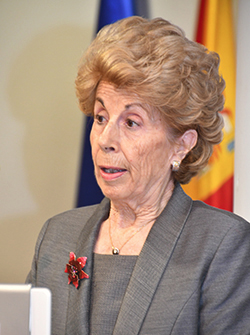 Fotograf&iacute;a de Dra. D&ordf;. Carmen Jim&eacute;nez Fern&aacute;ndez